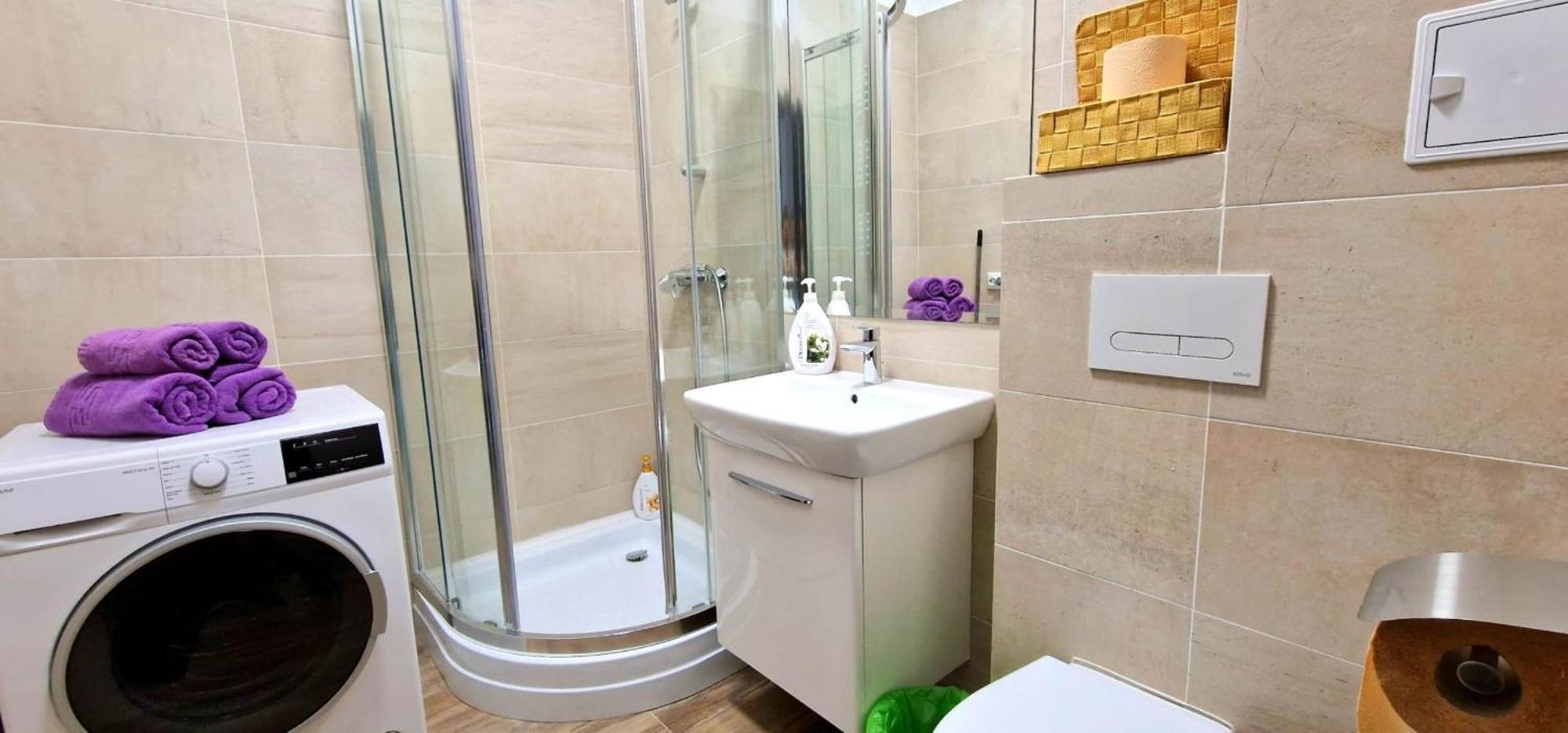 יאשי Karina New Flat Near Palas Mall מראה חיצוני תמונה